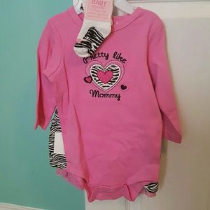 Baby essential  3 piece set.  9 mo